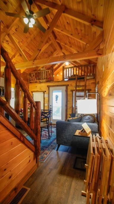 Charming Lakeview Cabin Near Geneva-On-The-Lake! Ashtabula Exteriér fotografie