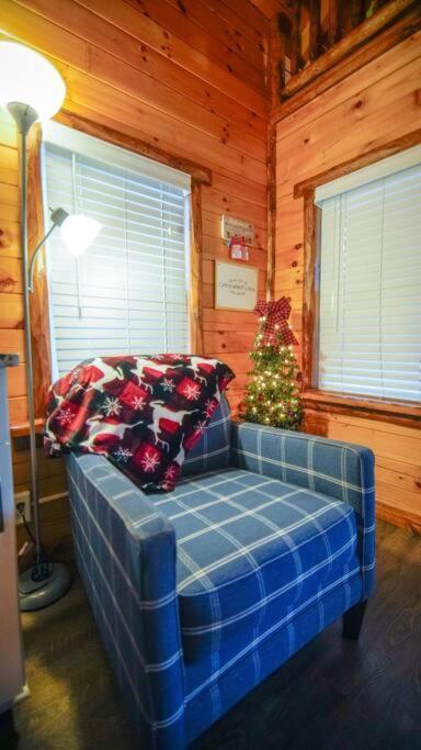 Charming Lakeview Cabin Near Geneva-On-The-Lake! Ashtabula Exteriér fotografie