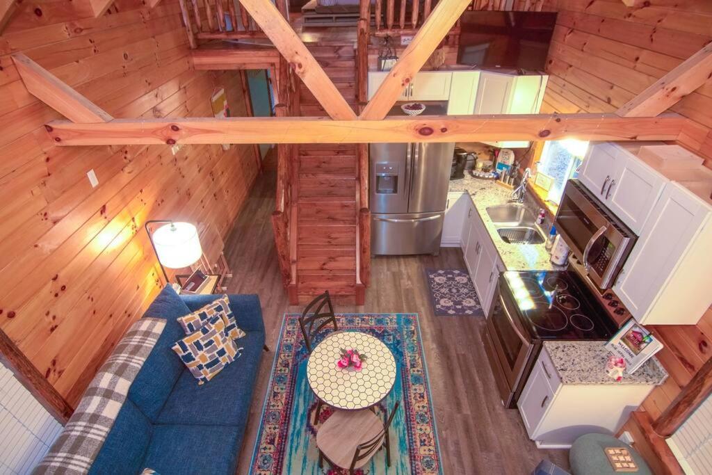 Charming Lakeview Cabin Near Geneva-On-The-Lake! Ashtabula Exteriér fotografie
